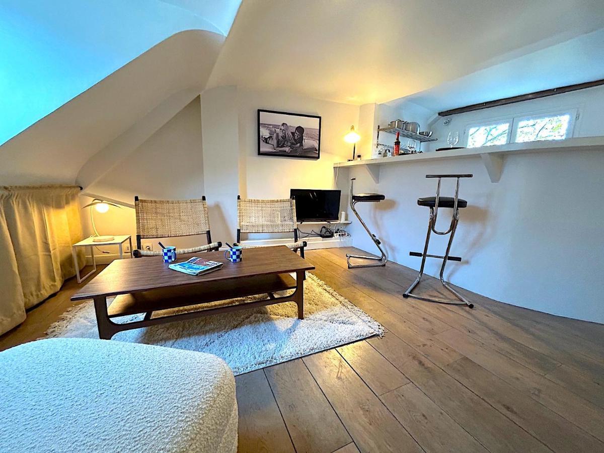 Le Penthouse Picardie Apartment Paris